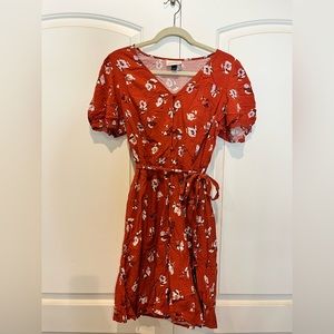 Universal thread floral dress size S